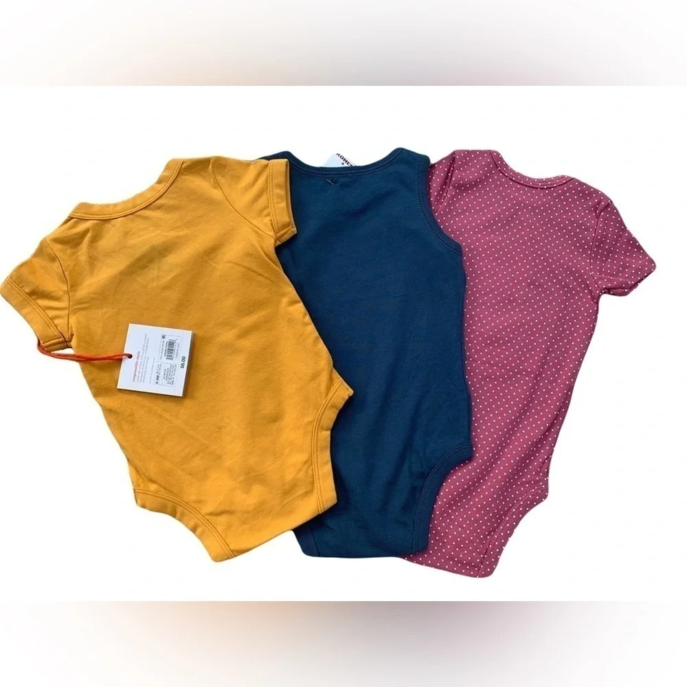 Christian Robinson / Carter’s 9 Month NWT Onesie Bundle